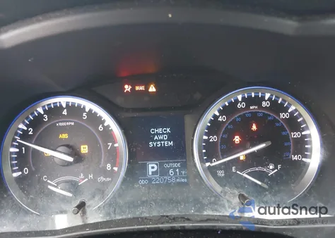 2015 Toyota Highlander Le V6 z USA, uszkodzony, nr VIN 5TDBKRFHXFS169162